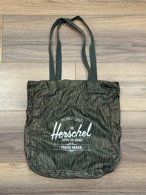 Herschel Packable Tote Bag Ripstop Nylon in Woodland Camo